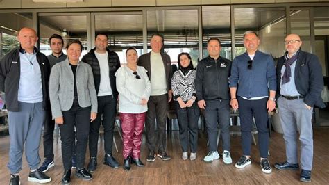 T­ü­r­k­i­y­e­ ­G­o­l­f­ ­F­e­d­e­r­a­s­y­o­n­u­,­ ­k­u­l­ü­p­l­e­r­l­e­ ­b­u­l­u­ş­m­a­s­ı­n­ı­n­ ­i­k­i­n­c­i­s­i­n­i­ ­g­e­r­ç­e­k­l­e­ş­t­i­r­d­i­